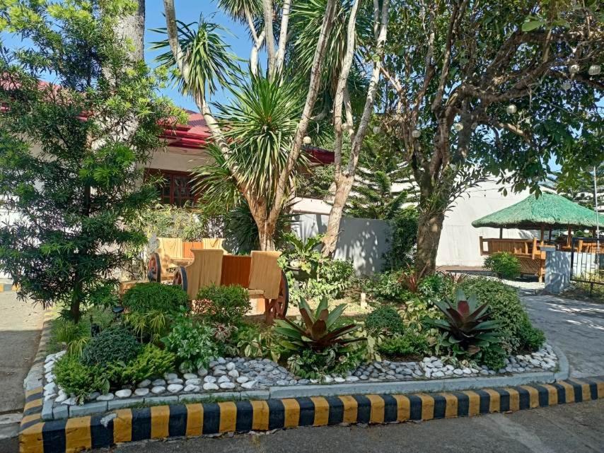 Amalfi718 Hotel Lipa City Exterior photo